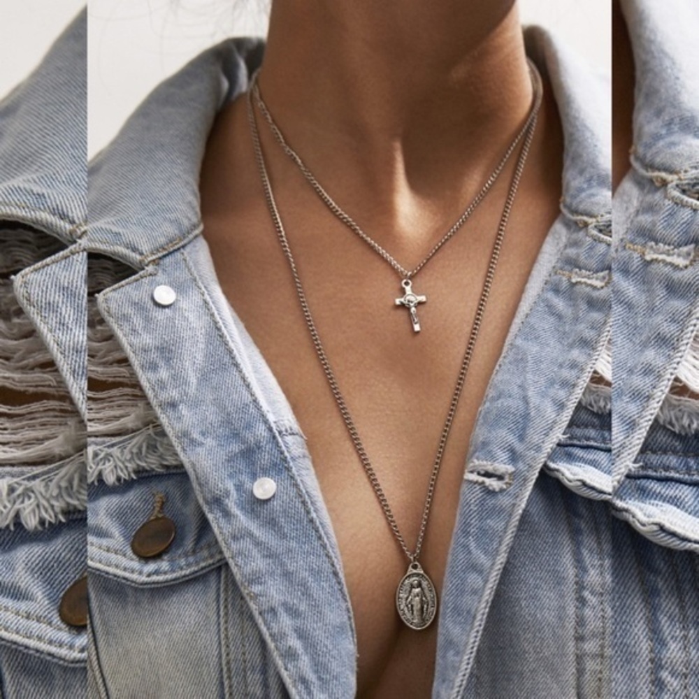 3/$30 🤍 Cross Multi Layer Necklace